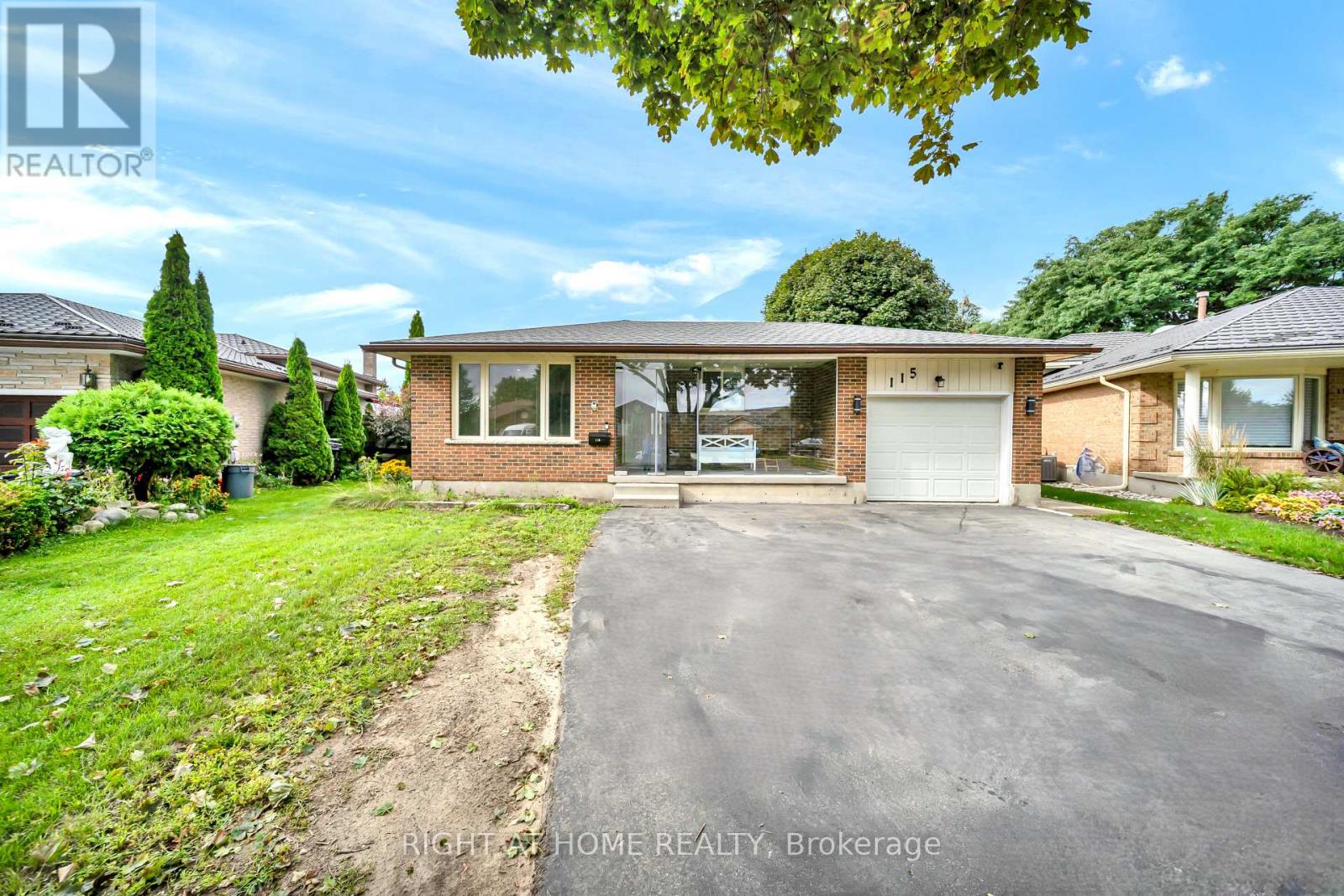 115 Countryside (Main Only) Crescent, Kitchener, Ontario  N2E 2S8 - Photo 3 - X13694338