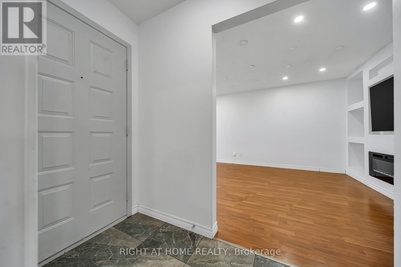 115 Countryside (Main Only) Crescent, Kitchener, Ontario  N2E 2S8 - Photo 6 - X13694338