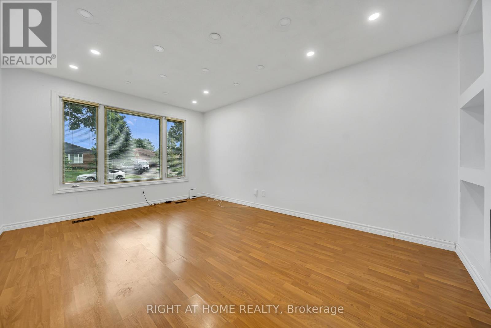 115 Countryside (Main Only) Crescent, Kitchener, Ontario  N2E 2S8 - Photo 7 - X13694338