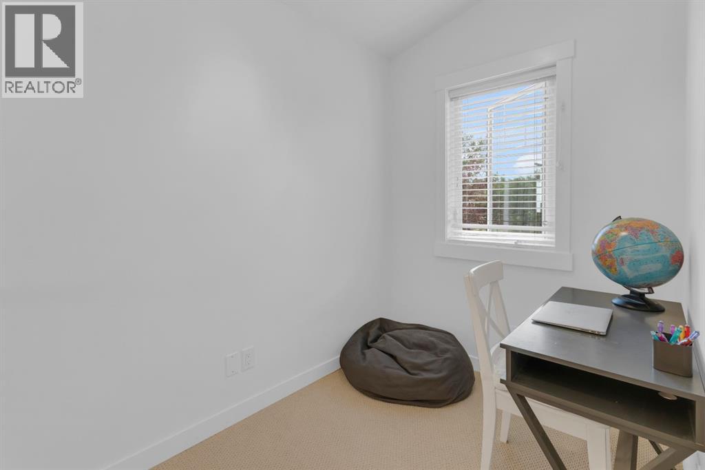 4616 82 Street NW, Calgary, Alberta  T3B 2P7 - Photo 18 - A2334626