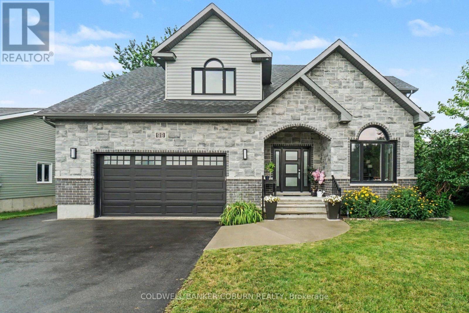 88 Tabitha Crescent, North Dundas, Ontario  K0C 1H0 - Photo 3 - X13694386