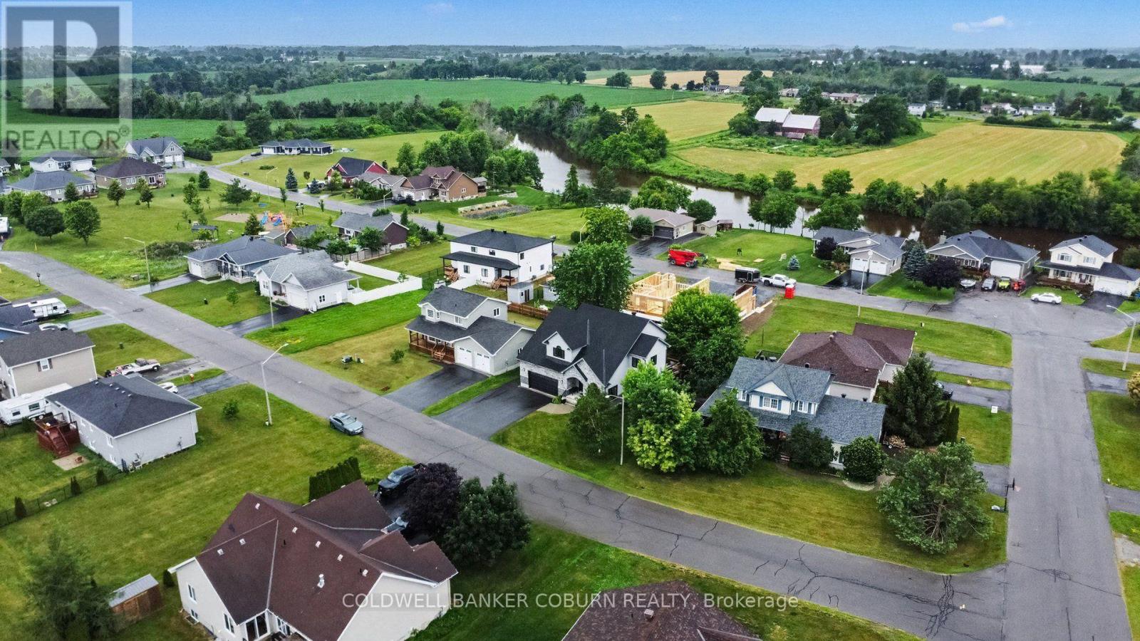 88 Tabitha Crescent, North Dundas, Ontario  K0C 1H0 - Photo 41 - X13694386