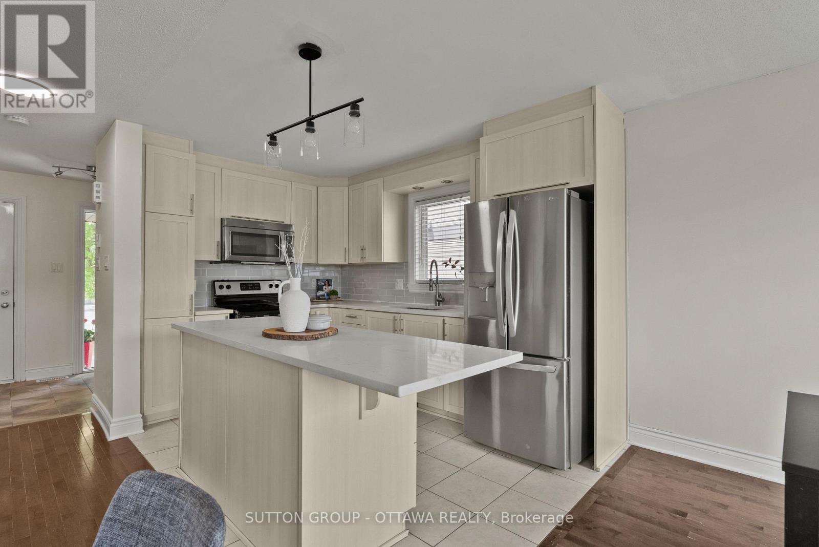 84 Nathalie Street, Clarence-Rockland, Ontario  K4K 0J3 - Photo 6 - X13694414