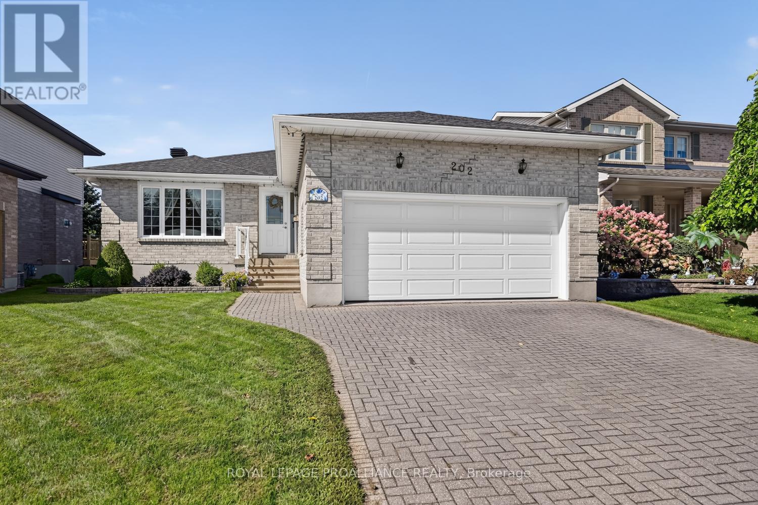 202 Beley Street, Brockville, Ontario  K6V 6Z8 - Photo 2 - X13694420