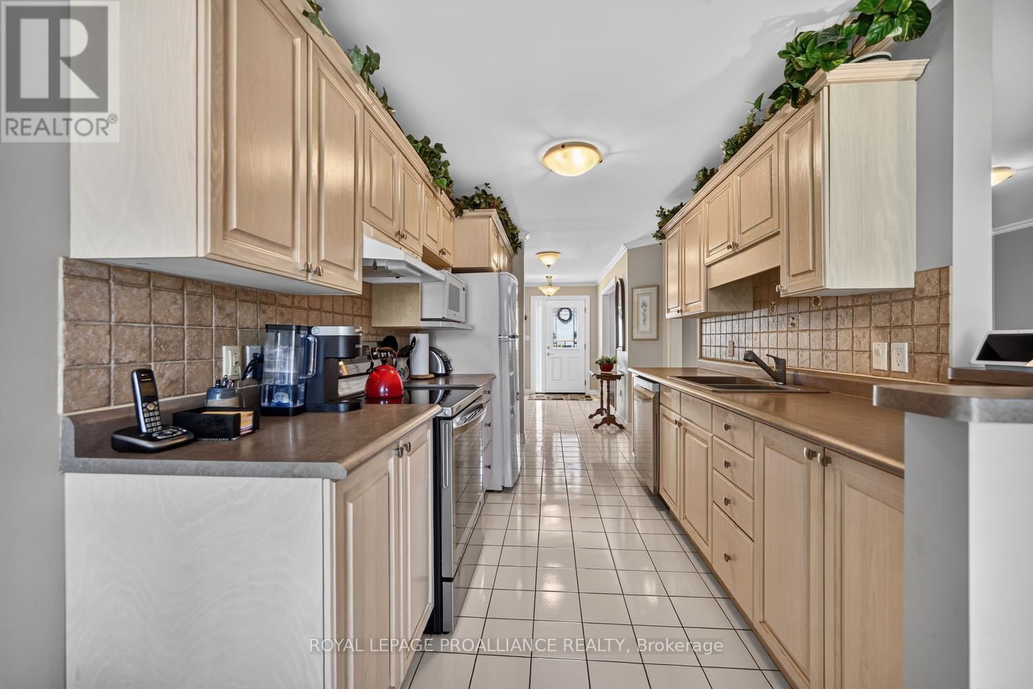 202 Beley Street, Brockville, Ontario  K6V 6Z8 - Photo 7 - X13694420