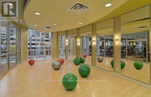 2714 - 763 Bay Street, Toronto, Ontario  M5G 2R3 - Photo 12 - C13694400