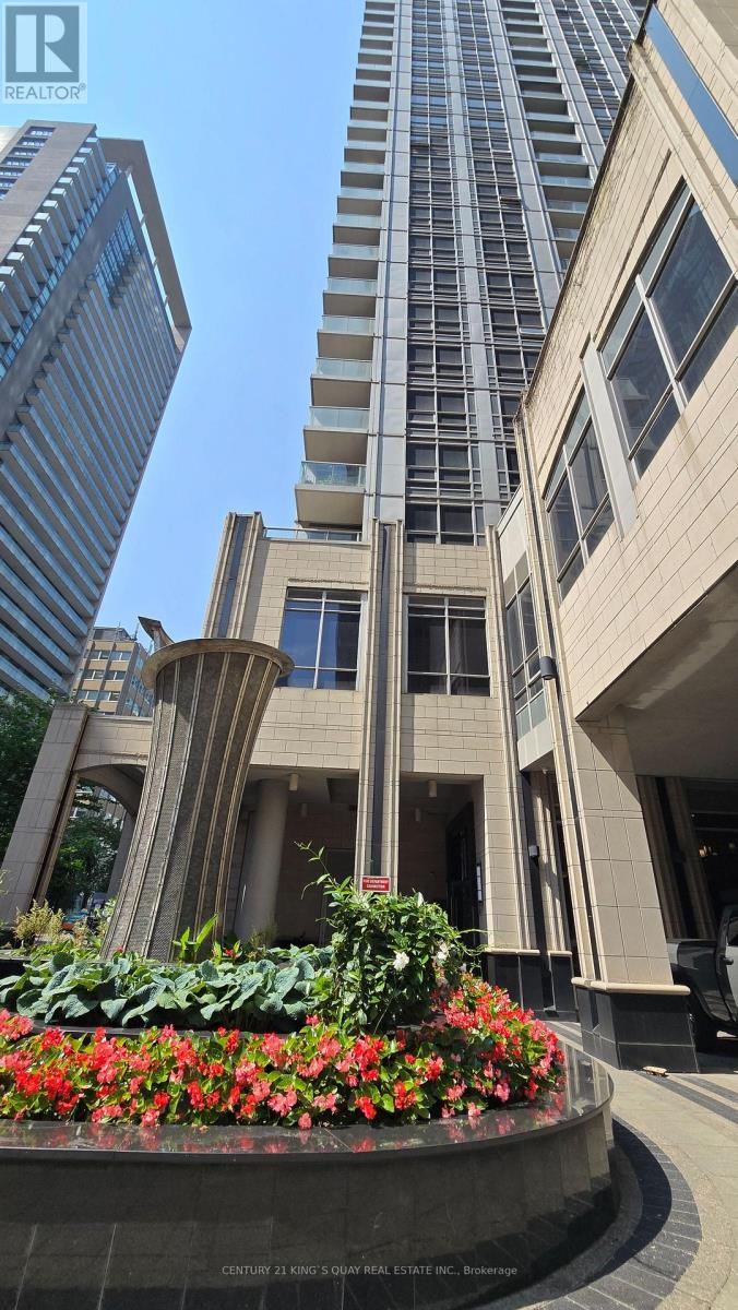 2714 - 763 Bay Street, Toronto, Ontario  M5G 2R3 - Photo 2 - C13694400