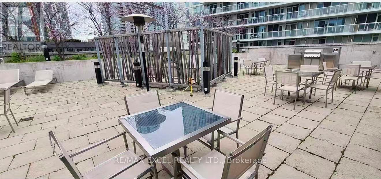 1915 - 75 Queens Wharf Road, Toronto, Ontario  M5V 0J8 - Photo 20 - C13694402