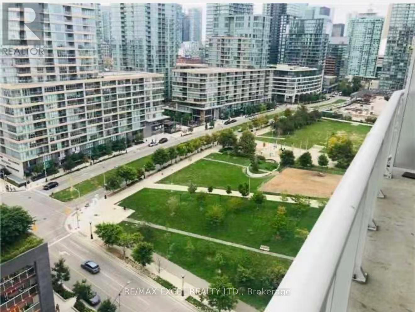 1915 - 75 Queens Wharf Road, Toronto, Ontario  M5V 0J8 - Photo 32 - C13694402