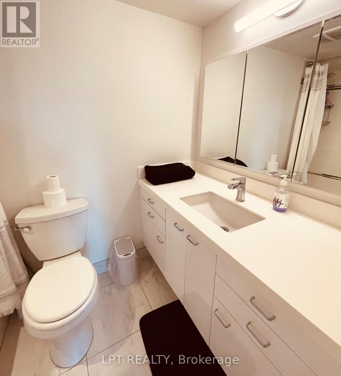 402 - 22 Shallmar Boulevard, Toronto, Ontario  M5N 2Z8 - Photo 14 - C13694412