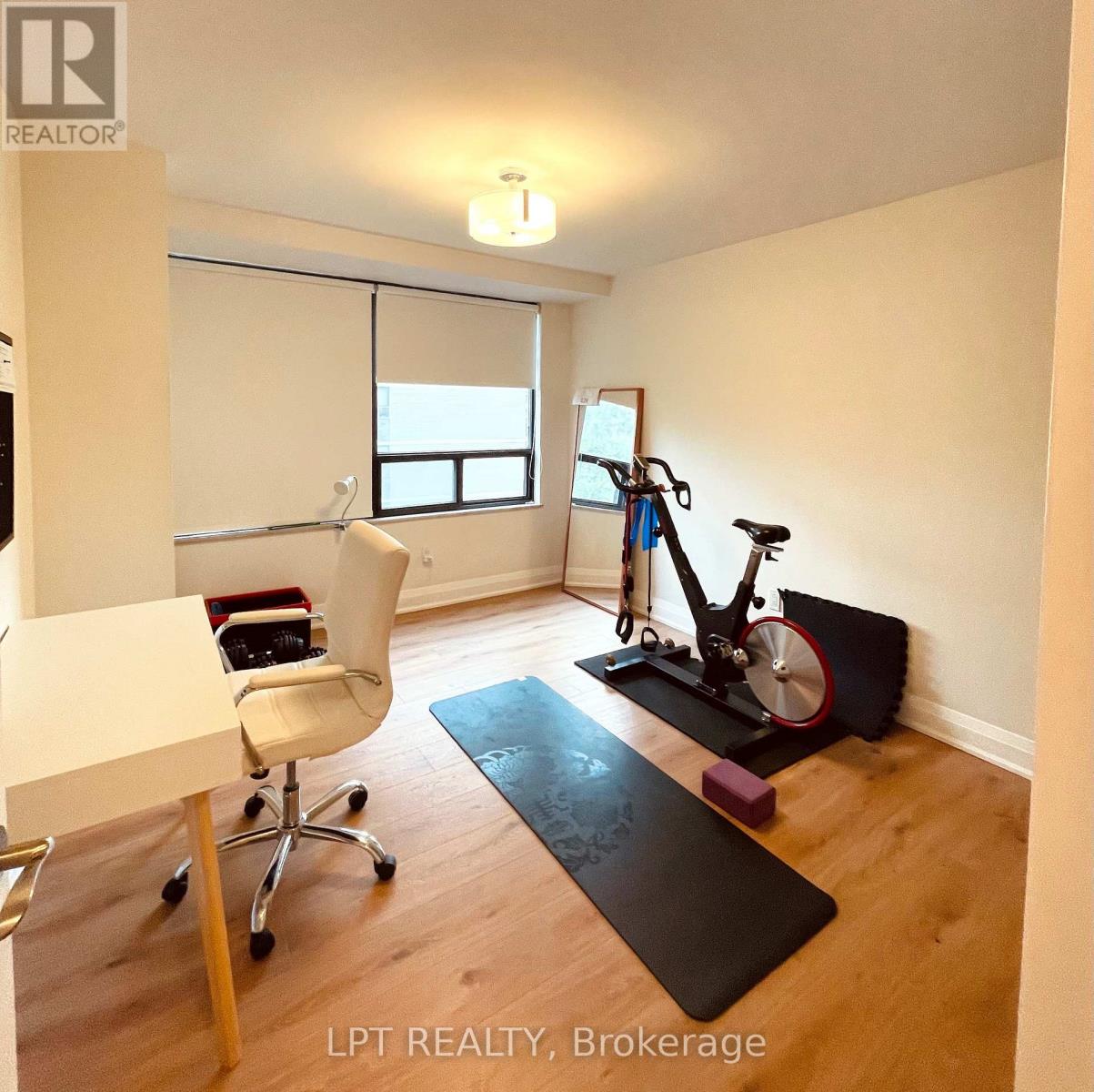 402 - 22 Shallmar Boulevard, Toronto, Ontario  M5N 2Z8 - Photo 15 - C13694412