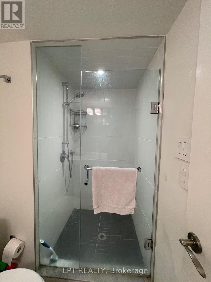 402 - 22 Shallmar Boulevard, Toronto, Ontario  M5N 2Z8 - Photo 19 - C13694412