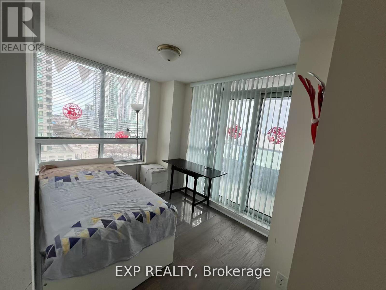 802 - 50 Brian Harrison Way, Toronto, Ontario  M1P 5J4 - Photo 3 - E13694398
