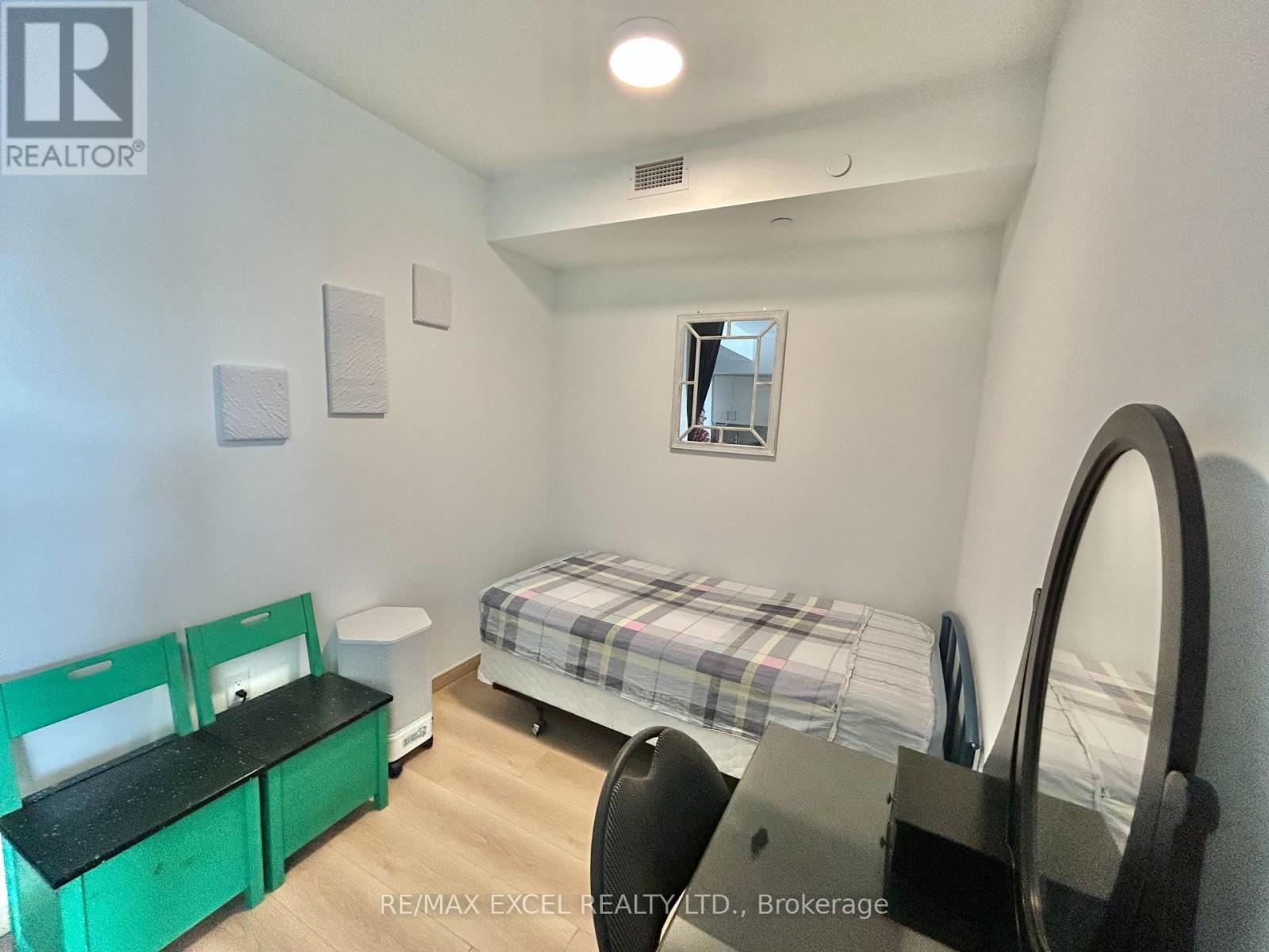 910 - 3429 Sheppard Avenue E, Toronto, Ontario  M1T 3K5 - Photo 9 - E13694406