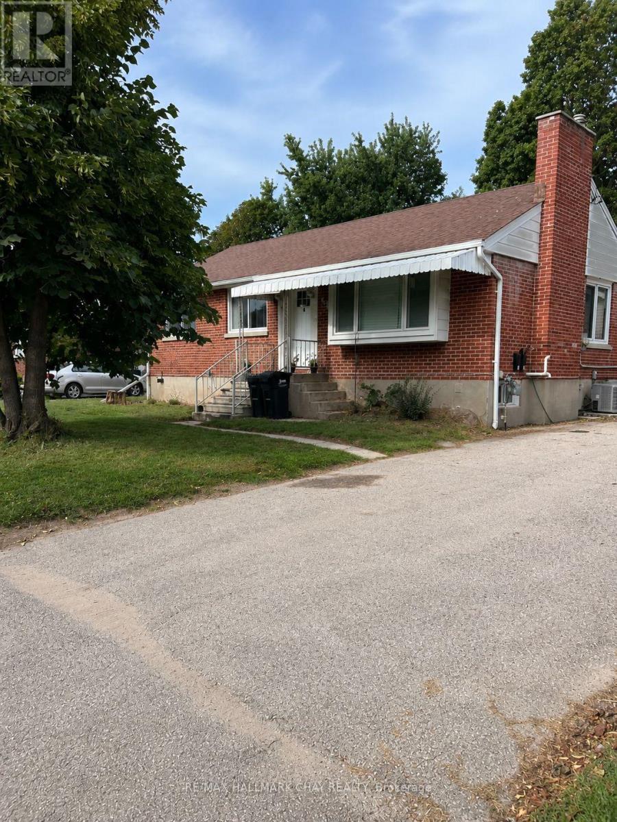 193 St Vincent Street, Barrie, Ontario  L4M 3Z5 - Photo 11 - S13694428