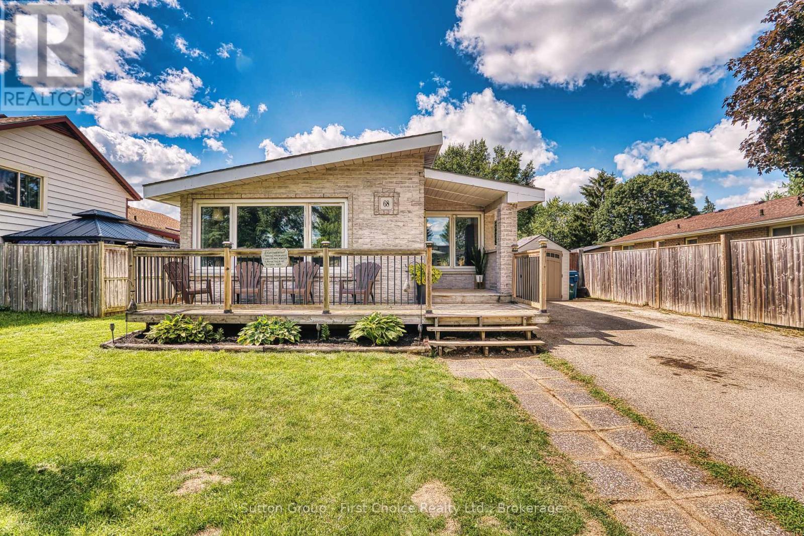 68 Kathryn Crescent, Stratford, Ontario  N5A 2Y7 - Photo 2 - X13694390