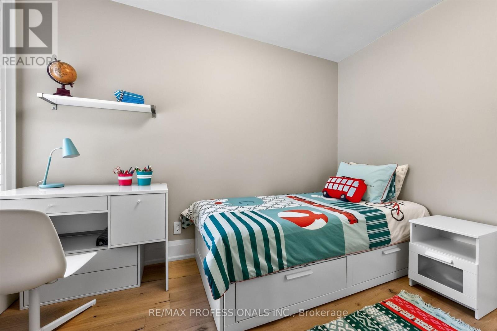 57 Merrygale Crescent, Toronto, Ontario  M9B 5N9 - Photo 27 - W13694376