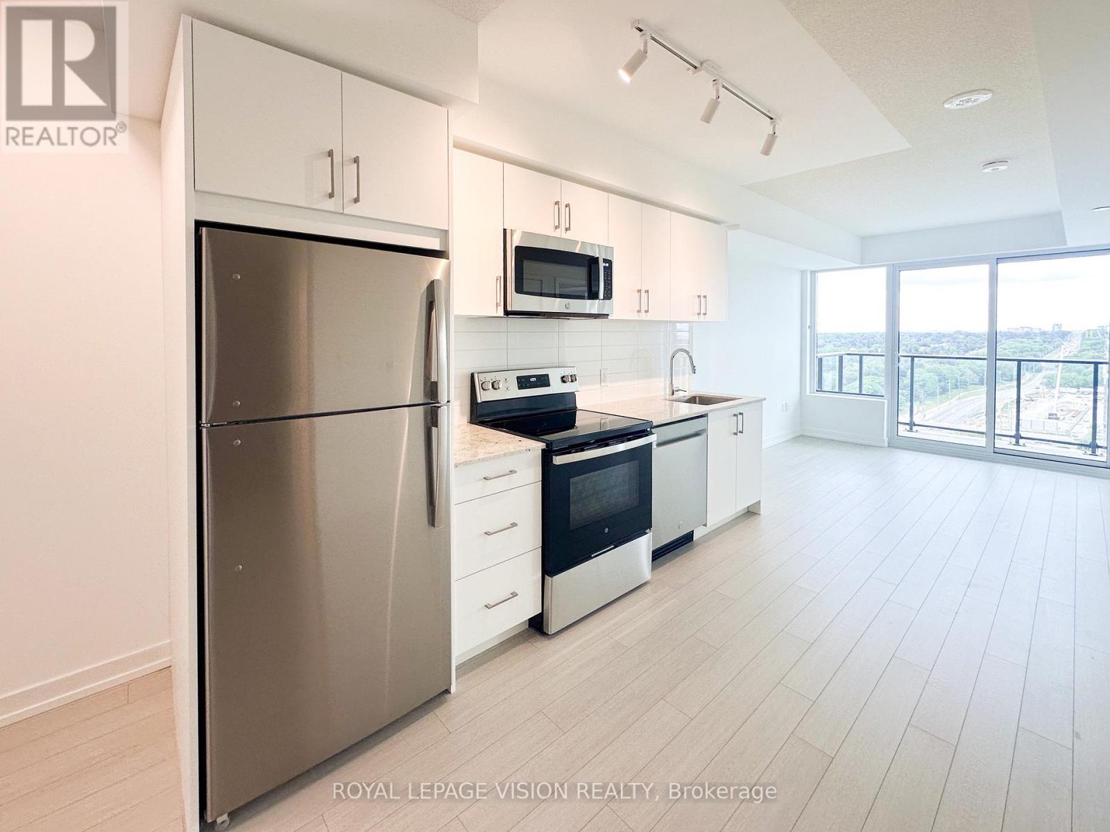 1411 - 4010 Eglinton Avenue W, Toronto, Ontario M9A 0G5 - Photo 2 - W13694382