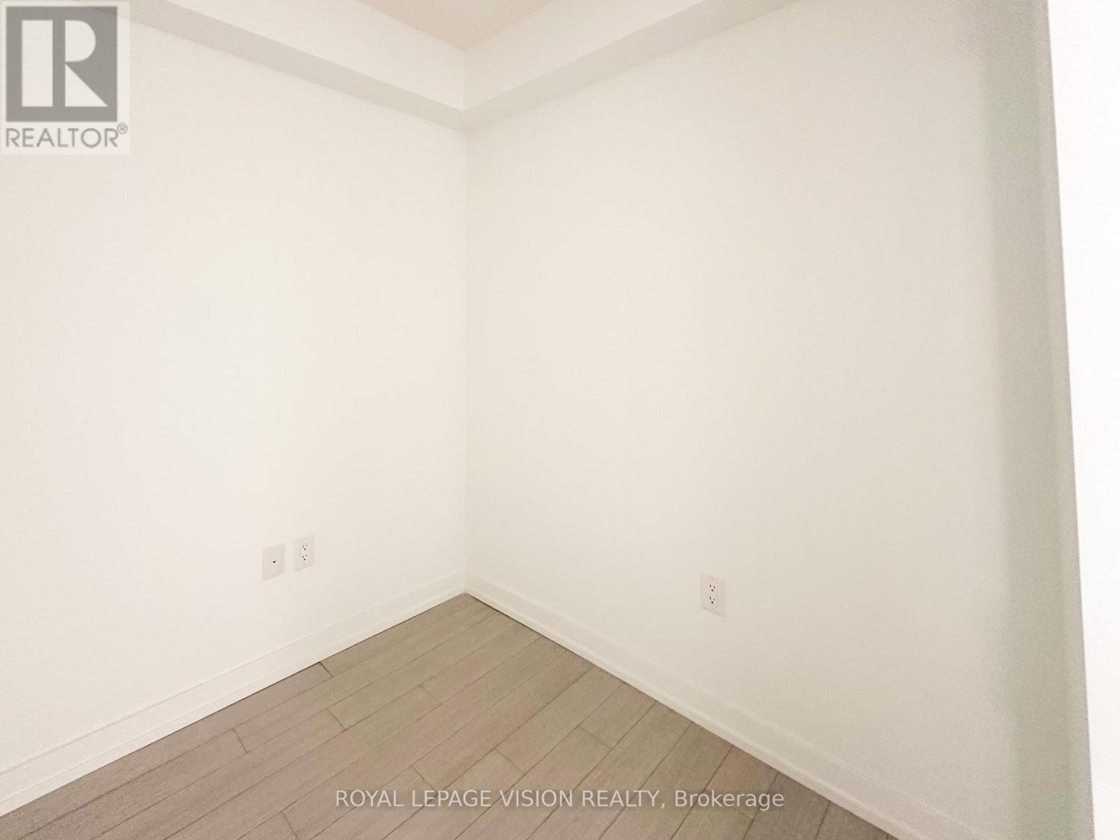 1411 - 4010 Eglinton Avenue W, Toronto, Ontario M9A 0G5 - Photo 3 - W13694382