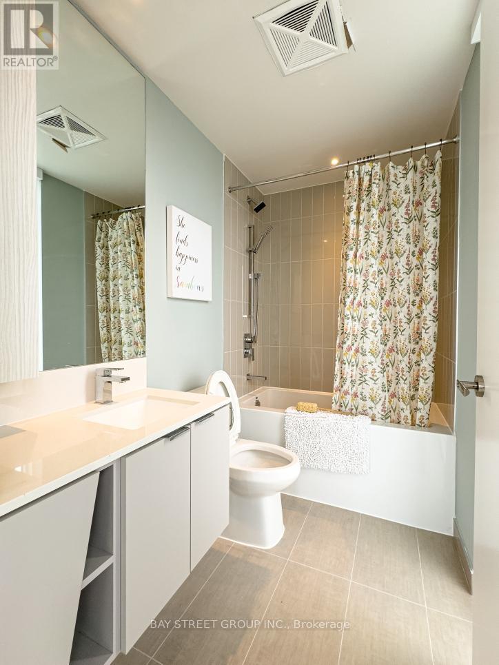 6013 - 3883 Quartz Road, Mississauga, Ontario L5B 0M4 - Photo 5 - W13694426