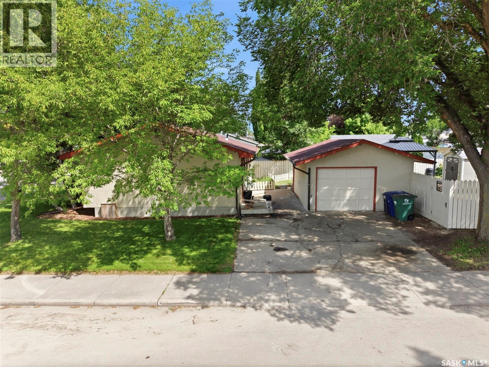 2145 37th Street W, Saskatoon, Saskatchewan  S7L 4E6 - Photo 40 - SK042495