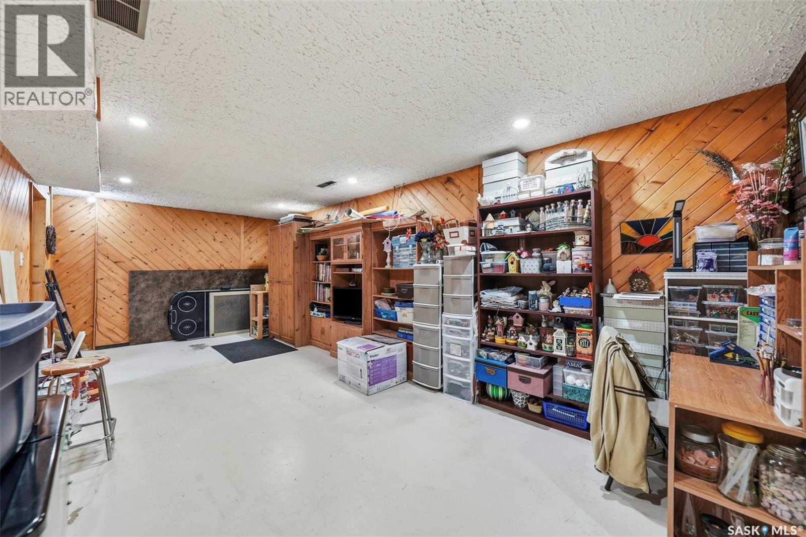 2145 37th Street W, Saskatoon, Saskatchewan  S7L 4E6 - Photo 29 - SK042495
