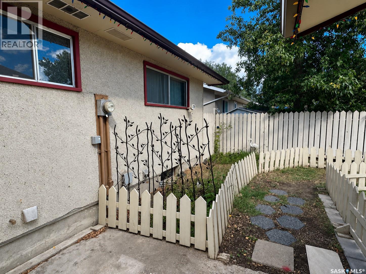 2145 37th Street W, Saskatoon, Saskatchewan  S7L 4E6 - Photo 35 - SK042495