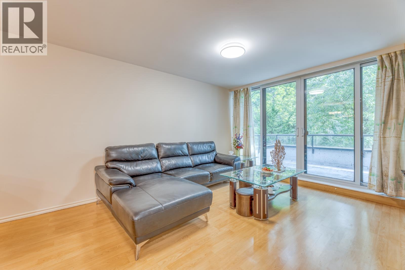 T4907 3980 Carrigan Court, Burnaby, British Columbia  V3N 4S6 - Photo 7 - R3157018