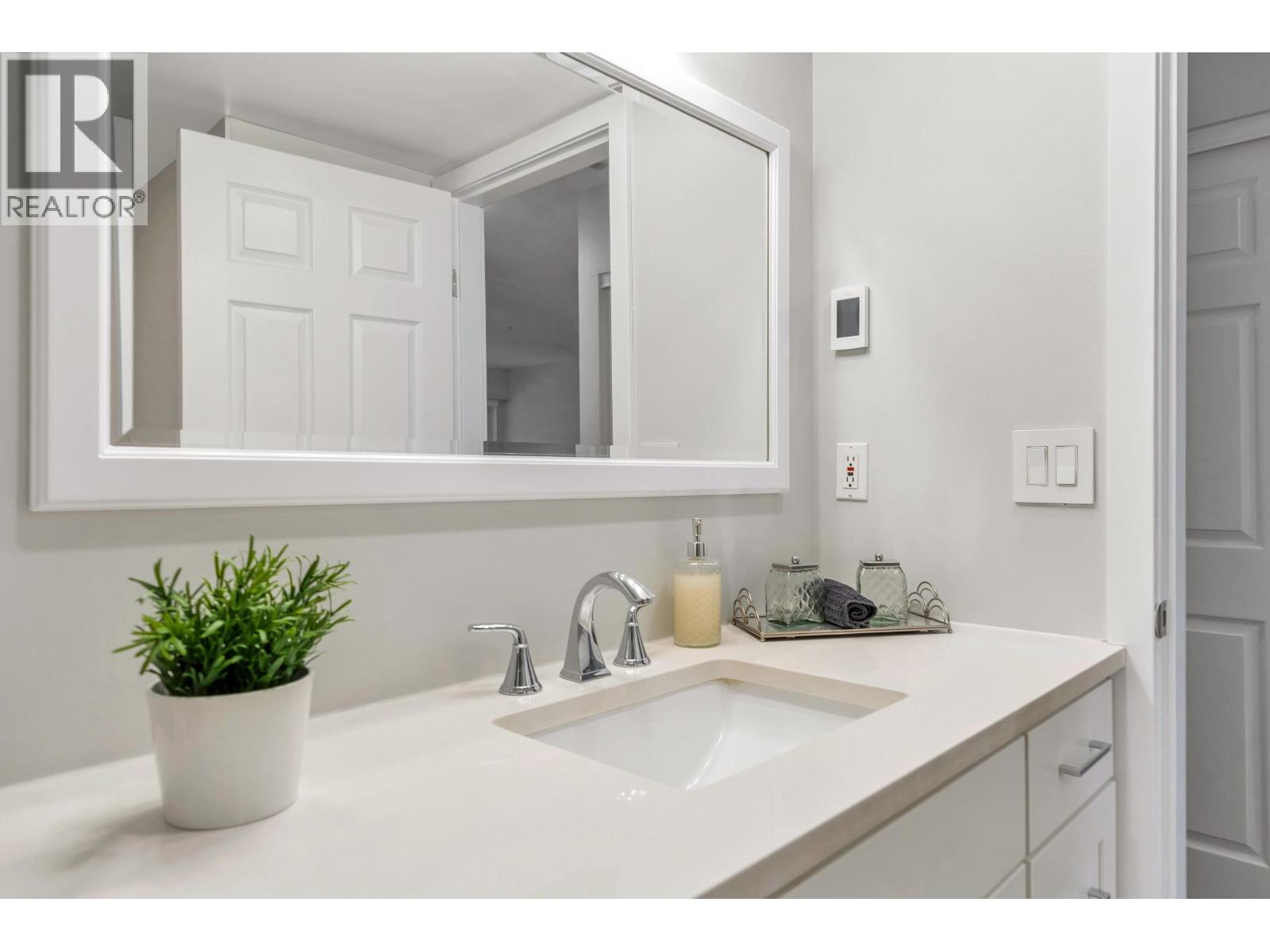 110 1215 Pacific Street Street, Coquitlam, British Columbia  V3B 7M4 - Photo 20 - R3157137