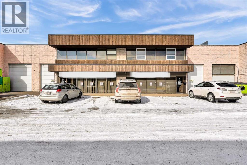 8 & 10, 3510 27 Street NE, Calgary, Alberta