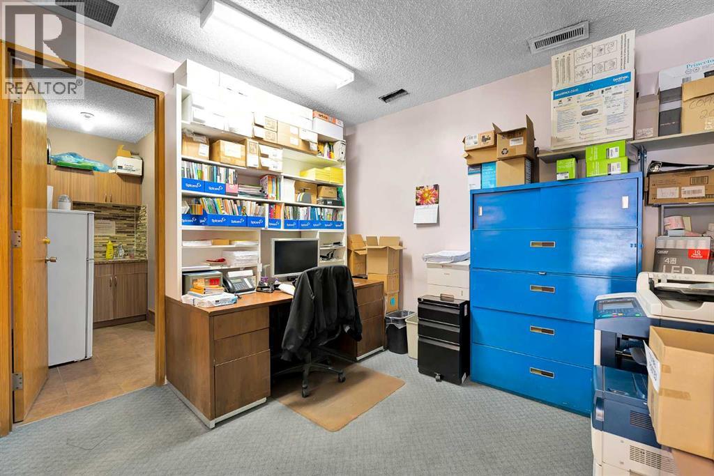 8 & 10, 3510 27 Street NE, Calgary, Alberta T1Y 5E2 - Photo 6 - A2315816
