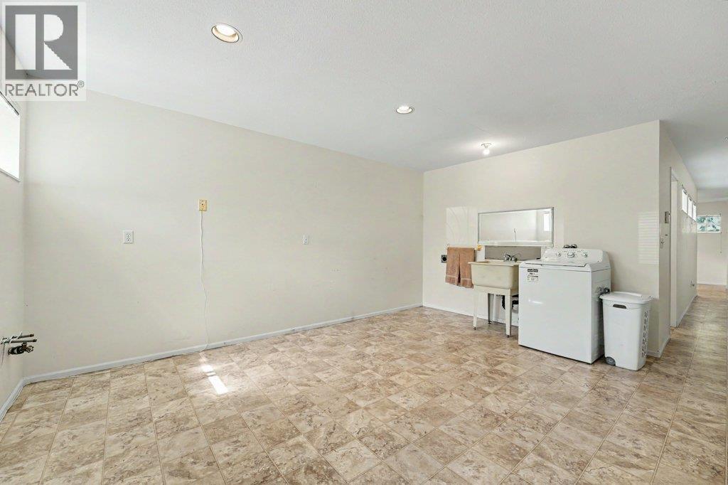 3630 Cambridge Street, Vancouver, British Columbia V5K 1M6 - Photo 26 - R3156637