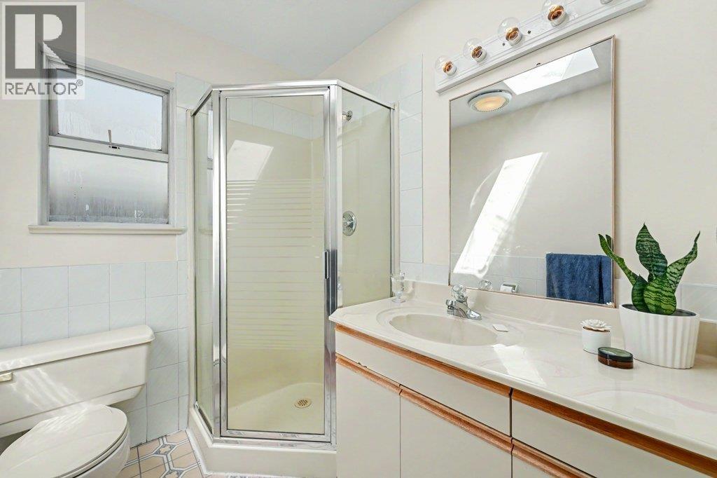3630 Cambridge Street, Vancouver, British Columbia V5K 1M6 - Photo 28 - R3156637