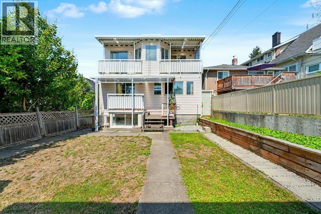 3630 Cambridge Street, Vancouver, British Columbia V5K 1M6 - Photo 30 - R3156637