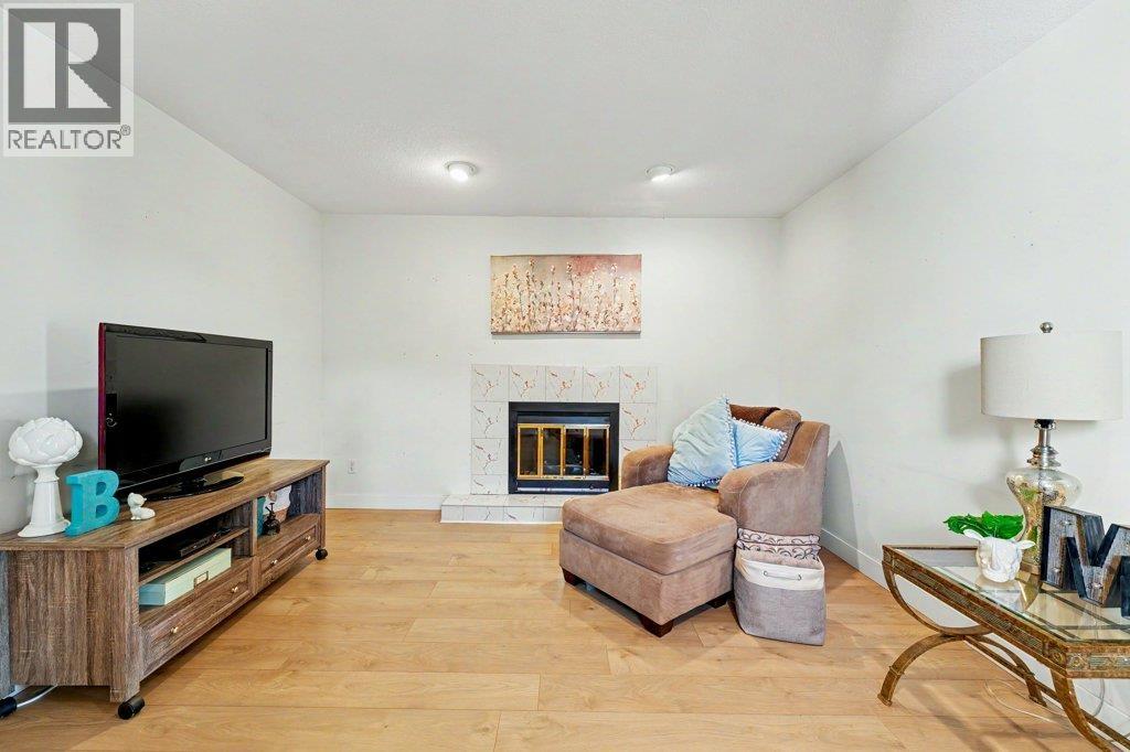 3630 Cambridge Street, Vancouver, British Columbia V5K 1M6 - Photo 3 - R3156637