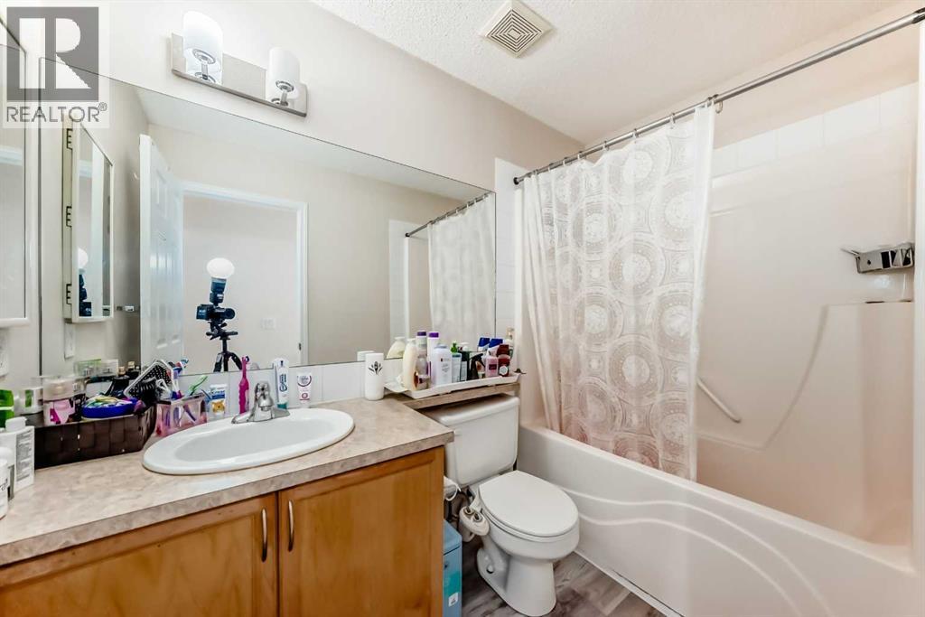 151 Covepark Green Ne, Calgary, Alberta  T3K 6L2 - Photo 25 - A2293546