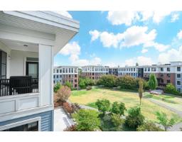 402 15138 34 AVENUE, Surrey, British Columbia