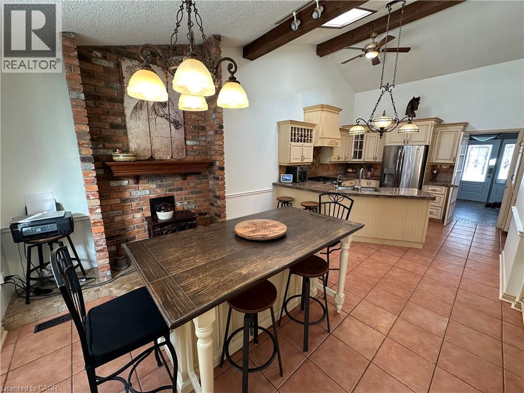 5590 Blind Line, Burlington, Ontario  L7P 0B2 - Photo 9 - 40840210