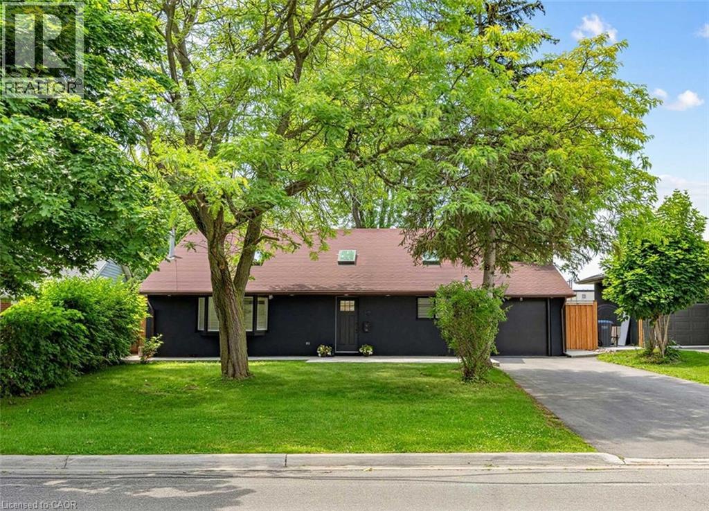 13 Swanhurst Boulevard, Mississauga, Ontario  L5N 1B6 - Photo 2 - 40843366