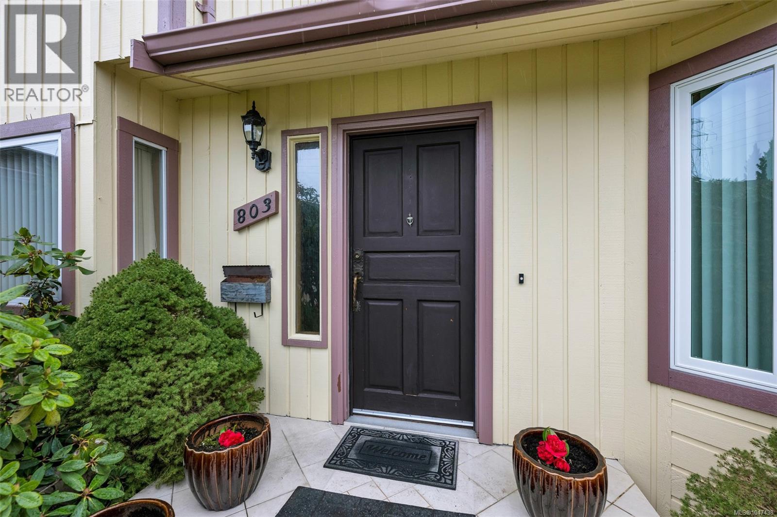803 Kimberly Pl, Saanich, British Columbia V8X 4R2 - Photo 21 - 1047438