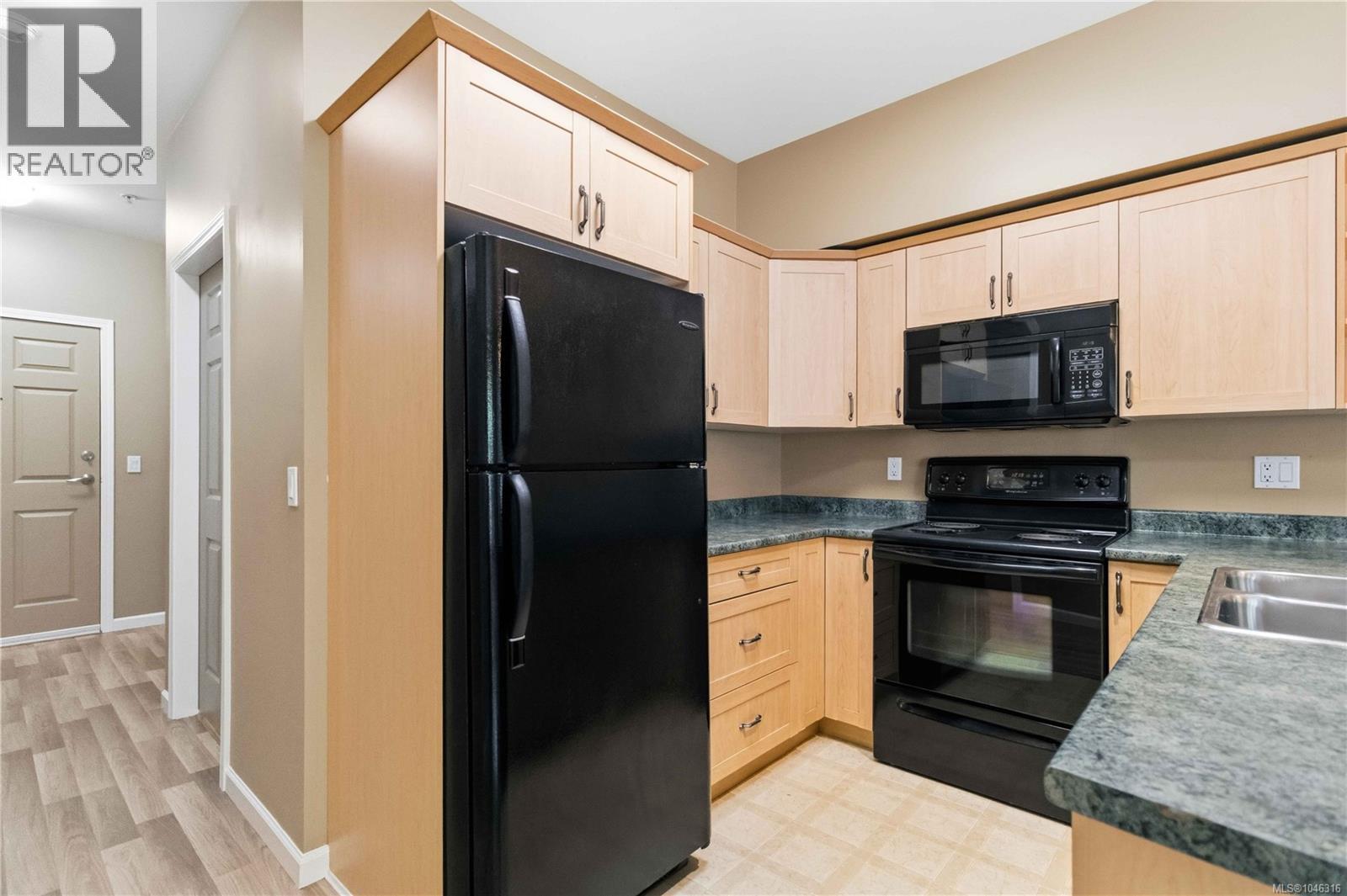 101 360 Goldstream Ave, Colwood, British Columbia  V9B 2W3 - Photo 15 - 1046316