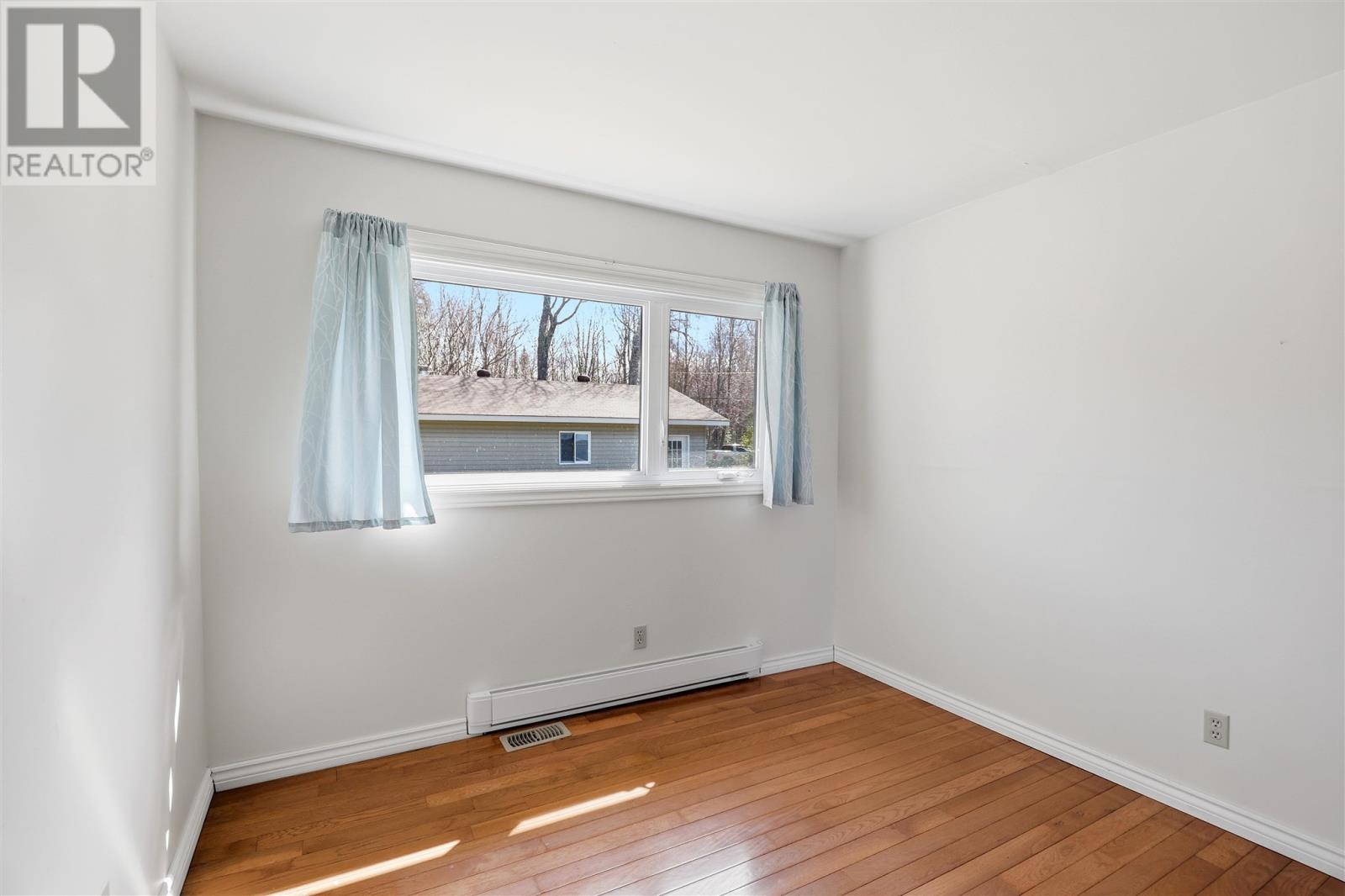365 Sunnyside Beach Rd, Sault Ste. Marie, Ontario  P6A 5K6 - Photo 23 - SM260989