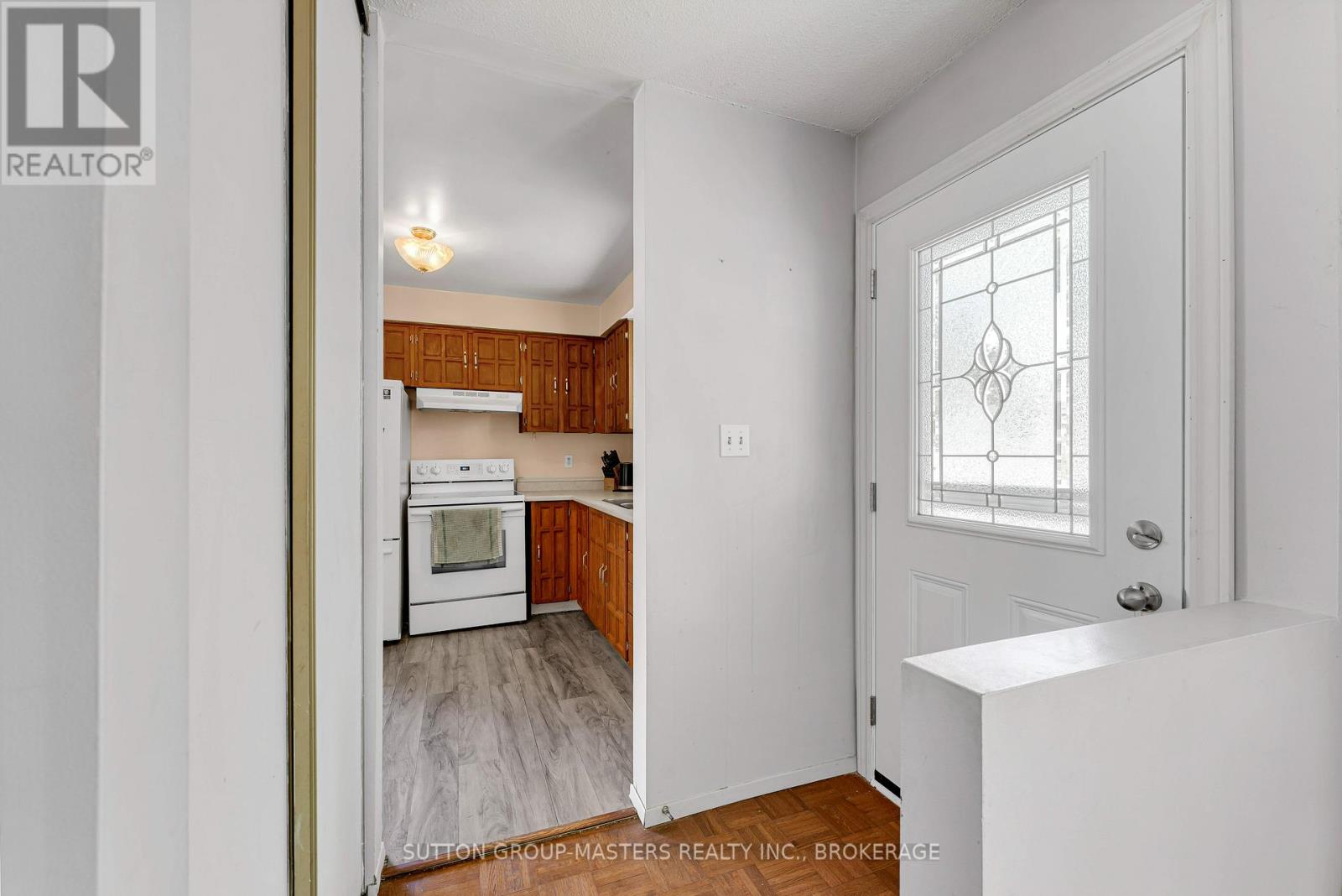 150 Dauphin Avenue, Kingston (Rideau), Ontario  K7K 6B1 - Photo 3 - X13694516