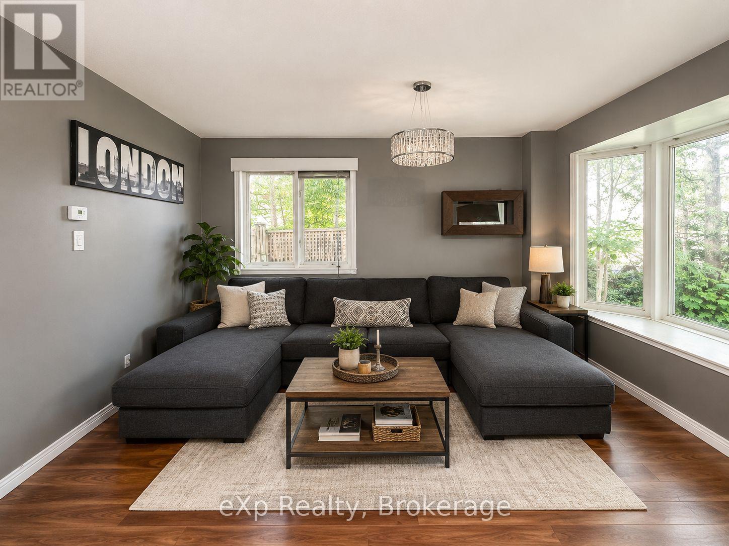 560 John Street S, Gravenhurst, Ontario  P1P 1J9 - Photo 10 - X13694464