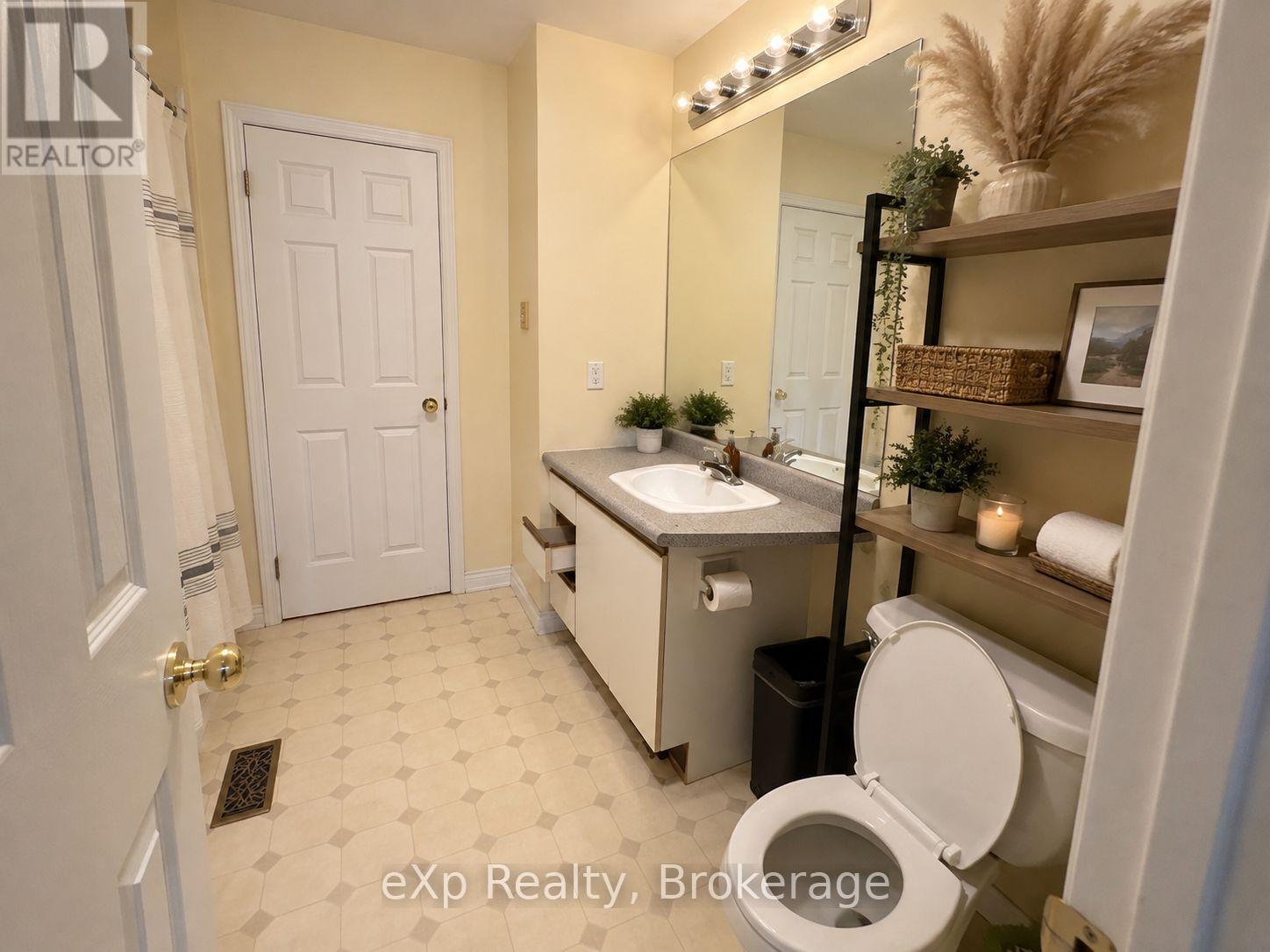 560 John Street S, Gravenhurst, Ontario  P1P 1J9 - Photo 23 - X13694464