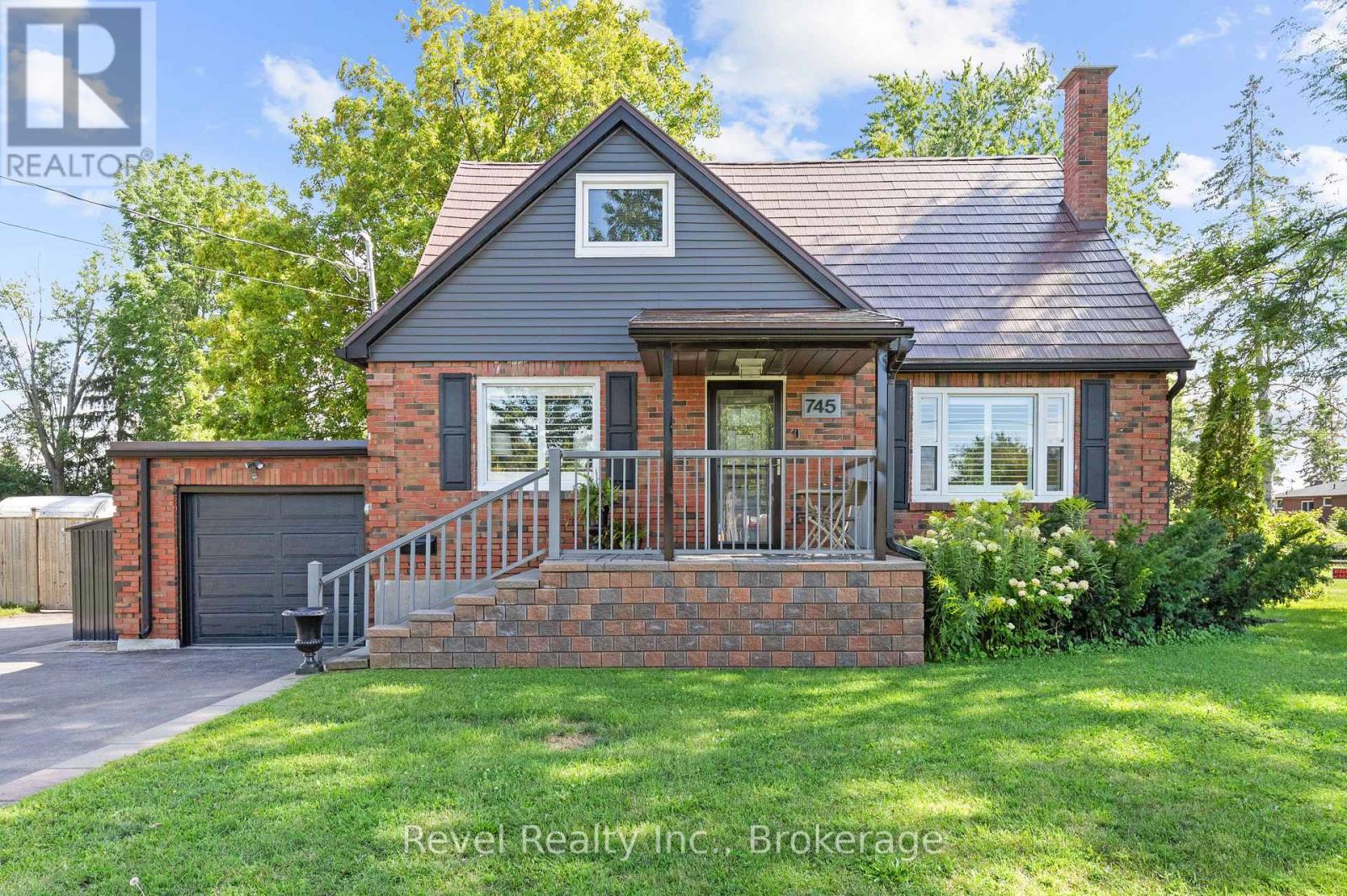 745 Crawford Drive, Peterborough, Ontario  K9J 3W9 - Photo 2 - X13694512