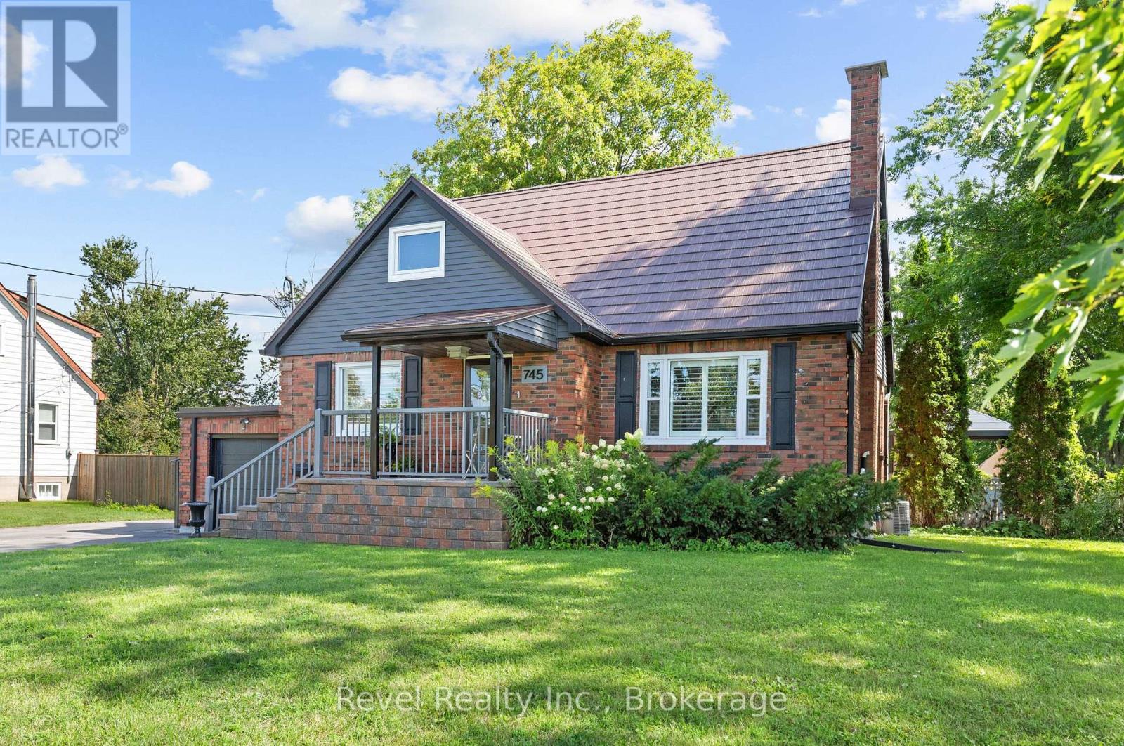 745 Crawford Drive, Peterborough, Ontario  K9J 3W9 - Photo 3 - X13694512