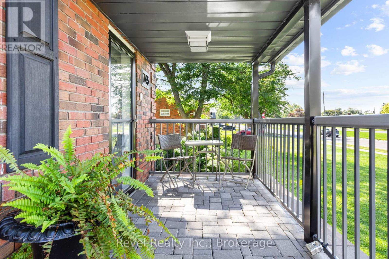 745 Crawford Drive, Peterborough, Ontario  K9J 3W9 - Photo 4 - X13694512