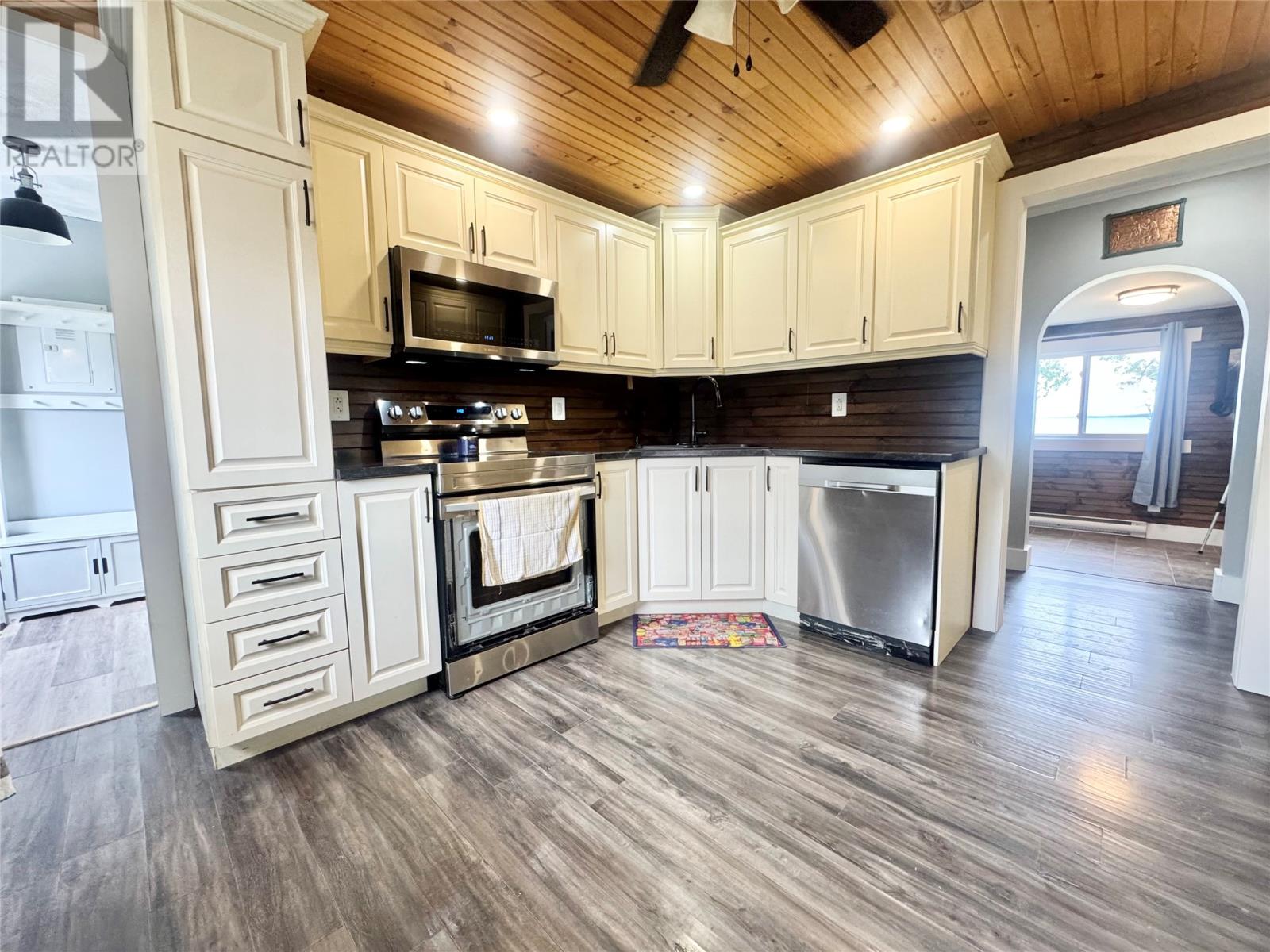 34 Indian Arm Road, Campbellton — photo 14