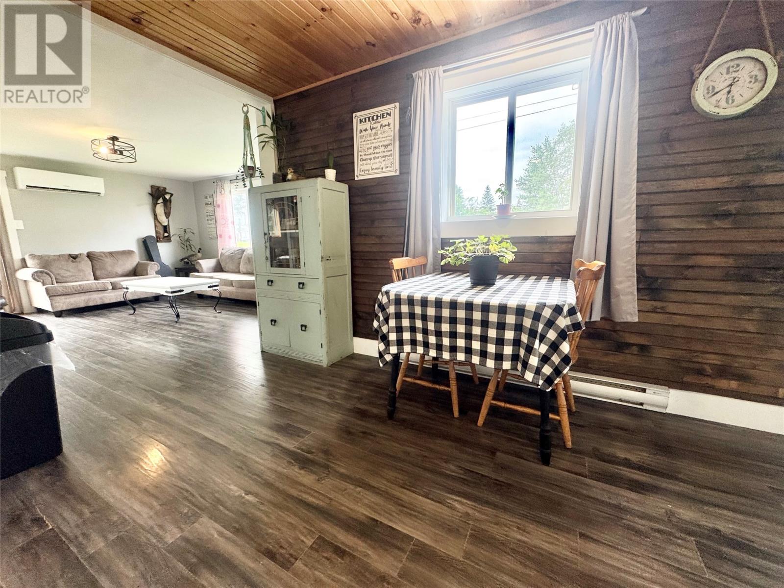 34 Indian Arm Road, Campbellton — photo 4